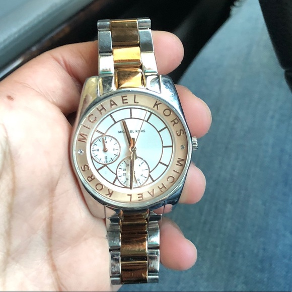 Two Michael kors watches main image 6